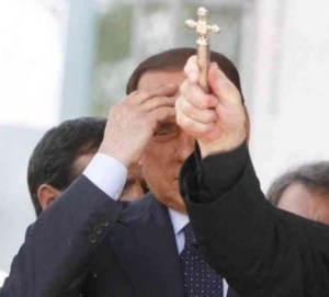 silvio-berlusconi-croce